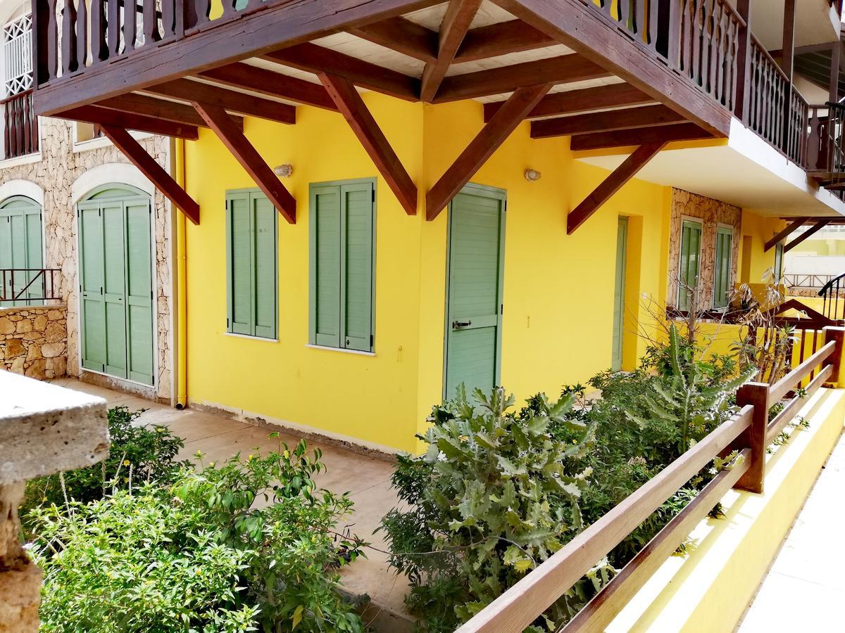 Sal Service - Beach Residence Санта Мария Екстериор снимка